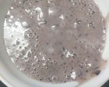 A picture of step 1 of Berry Berry oatilicious.