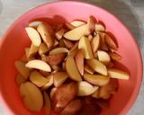 Sajtos-tejszínes kukoricás csirkemell héjában sült krumplival recept fázis 4 fotója