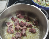 Foto del paso 3 de la receta: Menestra con ternera 🥬🥕🐄🥔