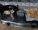 A picture of step 7 of Masaly Waly Namak pary.