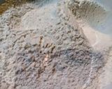 Foto langkah ke 3 dari resep (Seri Seafood) Cumi tepung saos telur asin.