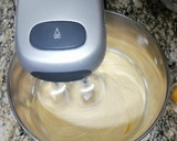 Foto del paso 2 de la receta: Muffins de vainilla con arándanos y crumble