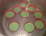 Foto langkah ke 5 dari resep Cupcake Kukus.