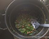 A picture of step 3 of Hariyali Poha.