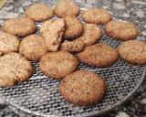 Foto del paso 6 de la receta: Galletitas de avena y almendras sin azúcar