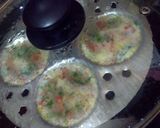 A picture of step 4 of Steamed veggies egg omelette idli.