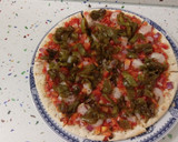 Foto del paso 4 de la receta: Pizza vegetariana con pimientos fritos y huevos rellenos de remolacha
