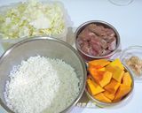 高麗菜南瓜豬肉炊飯的食譜步驟1照片