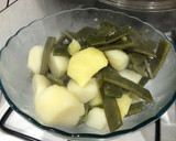 Foto del paso 9 de la receta: Judías verdes con patatas y cordero con ajos y vino
