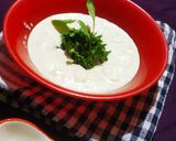 A picture of step 4 of Almond Spinach Soup.