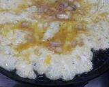 A picture of step 3 of Disco egg fry.