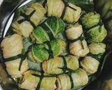 Hình bước làm 4 của món Cải thảo cuốn ức gà hấp Healthy