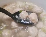 Foto langkah ke 4 dari resep Bakso Ayam Pangsit Kuah.