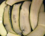 Foto del passaggio 2 della ricetta Penne con zucchine e wurstel