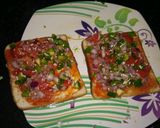 A picture of step 2 of Tawa Bread Pizza.