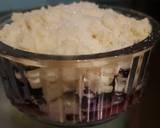 Individual Blackberry and coconut crumble recipe step 4 photo