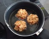 Foto langkah ke 10 dari resep Bola Ayam Goreng.