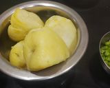 A picture of step 1 of Sandwich Cutlet.