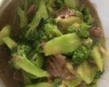 Foto langkah ke 4 dari resep Brokoli sapi saus tiram.