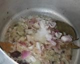 A picture of step 2 of Vegetables pulao.
