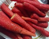 A picture of step 1 of Gajar ka halwa.
