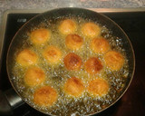 Foto del paso 4 de la receta: Albóndigas de pollo en salsa de esparragos