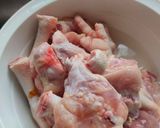 Gambar langkah 2 resipi Sup Ayam Mamak.