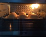Foto langkah ke 3 dari resep Korean Cream Cheese Garlic Bread.