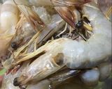 Foto langkah ke 1 dari resep Sup udang galah.