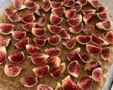 Une image de l'étape 3 de Tarte rustique figues / noisettes.