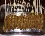 Foto langkah ke 6 dari resep Sate Babi Manis Tanggerang.