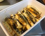 Une image de l'étape 4 de Courgettes jaunes marinées grillées aux graines de nigelle (recette plancha).