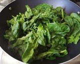 Foto del passaggio 3 della ricetta Tagliatelle alla polvere di moringa con verdure di stagione