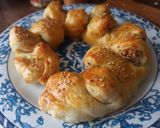 Foto del paso 6 de la receta: Rollo hojaldre de salmón