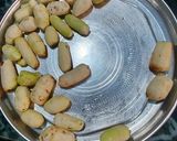A picture of step 1 of Masala arbi.
