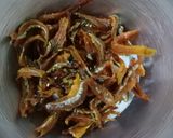 Foto langkah ke 1 dari resep Sego Kucing Ala Angkringan (nasi kucing sambal teri terong).