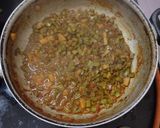 A picture of step 4 of Gawar aur aloo ki sabji.