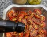 Foto del paso 2 de la receta: Tomatitos cherry confitados