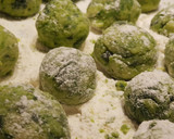Foto del paso 3 de la receta: Malfatis de espinaca