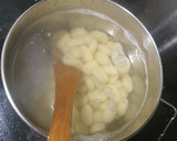 Foto del paso 1 de la receta: Gnocchi con salsa de queso y nueces