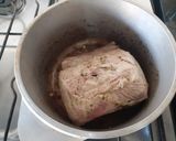 Foto del paso 3 de la receta: Bondiola de cerdo a la olla de barro