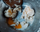 Foto del paso 2 de la receta: Muffins de Manzana con Canela 🍎