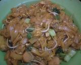 Foto langkah ke 3 dari resep Kwetiaw goreng.