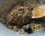 Gambar langkah 2 resipi Ayam masak kurma.