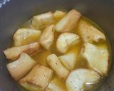 Foto langkah ke 2 dari resep Singkong Goreng Empuk.