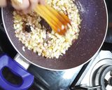 A picture of step 2 of Paneer Bhurji.