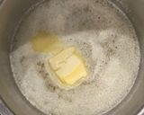A picture of step 1 of Whisky sauce for haggis.