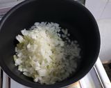 Foto del paso 3 de la receta: Empanadas Salteñas de Pollo (Al horno) con chimi