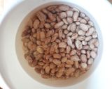 Tejfölös bableves tárkonnyal recept fázis 1 fotója