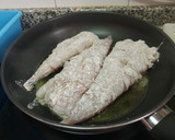 Foto del paso 4 de la receta: Cazuela de colas de rape, almejas y gambas